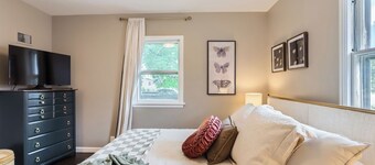 Charming 2-bedroom near downtown Longmont with AC Fully Remodeled