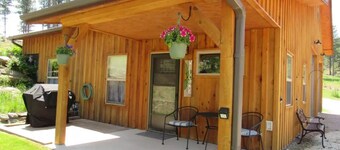 Romantic Mountain Retreat for Two – Aspen Acres Cabin in the Heart of the Black Hills
