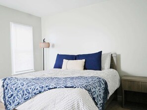 2 makuuhuonetta, Wi-Fi, vuodevaatteet