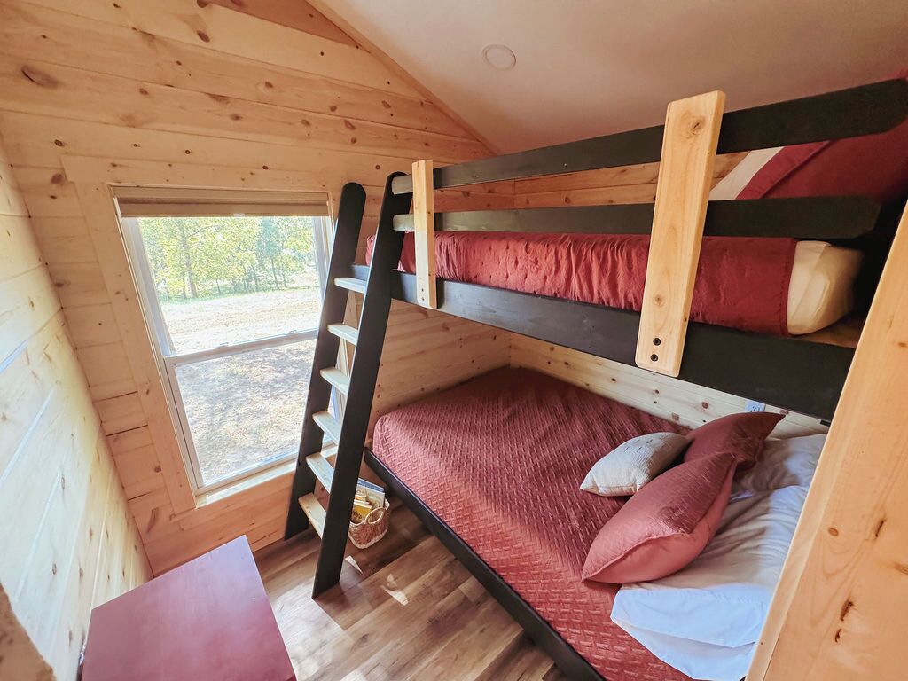 1 habitación y ropa de cama 