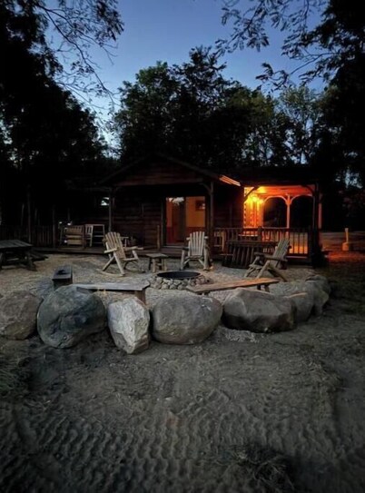 The Narrows Cabins - Tranquil Ridge
