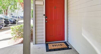 1/2 Mi to Bank of America Stadium: Uptown Condo!