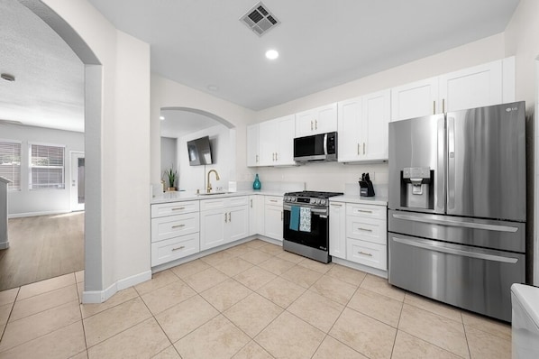 Microwave, oven, stovetop