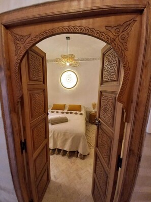 3 soverom, strykejern/-brett, wi-fi og sengetøy