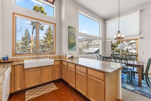 Fridge, microwave, oven, stovetop - Mountain Retreat Near Skiing & Golf w/ Views (Silverthorne)