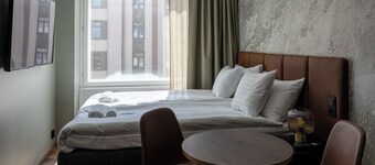 Hotel H28