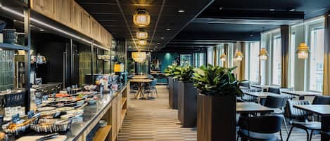 Daily buffet breakfast (EUR 20 per person)