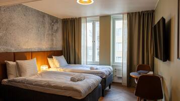 Chambre avec lits jumeaux | Rideaux occultants, Wi-Fi gratuit