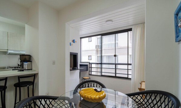 Basic Apartment | Dining - Apartment w/ Barbecue 450m From the Beach Pnm0202 (Florianópolis)