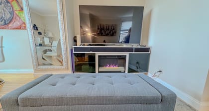Colombia University 3Bedroom 1 1/2 Bath Across Cathedral of St. John the Divine