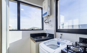 Basic Apartment | Private kitchen