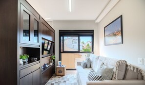 Basic Studio | Living area