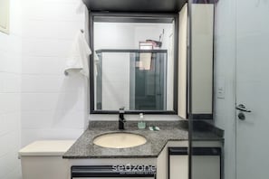 Basic-Apartment | Badezimmer