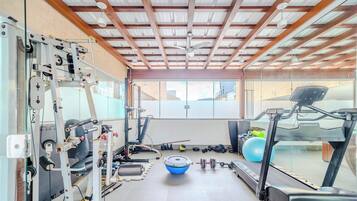 Apartamento básico | Sala de fitness