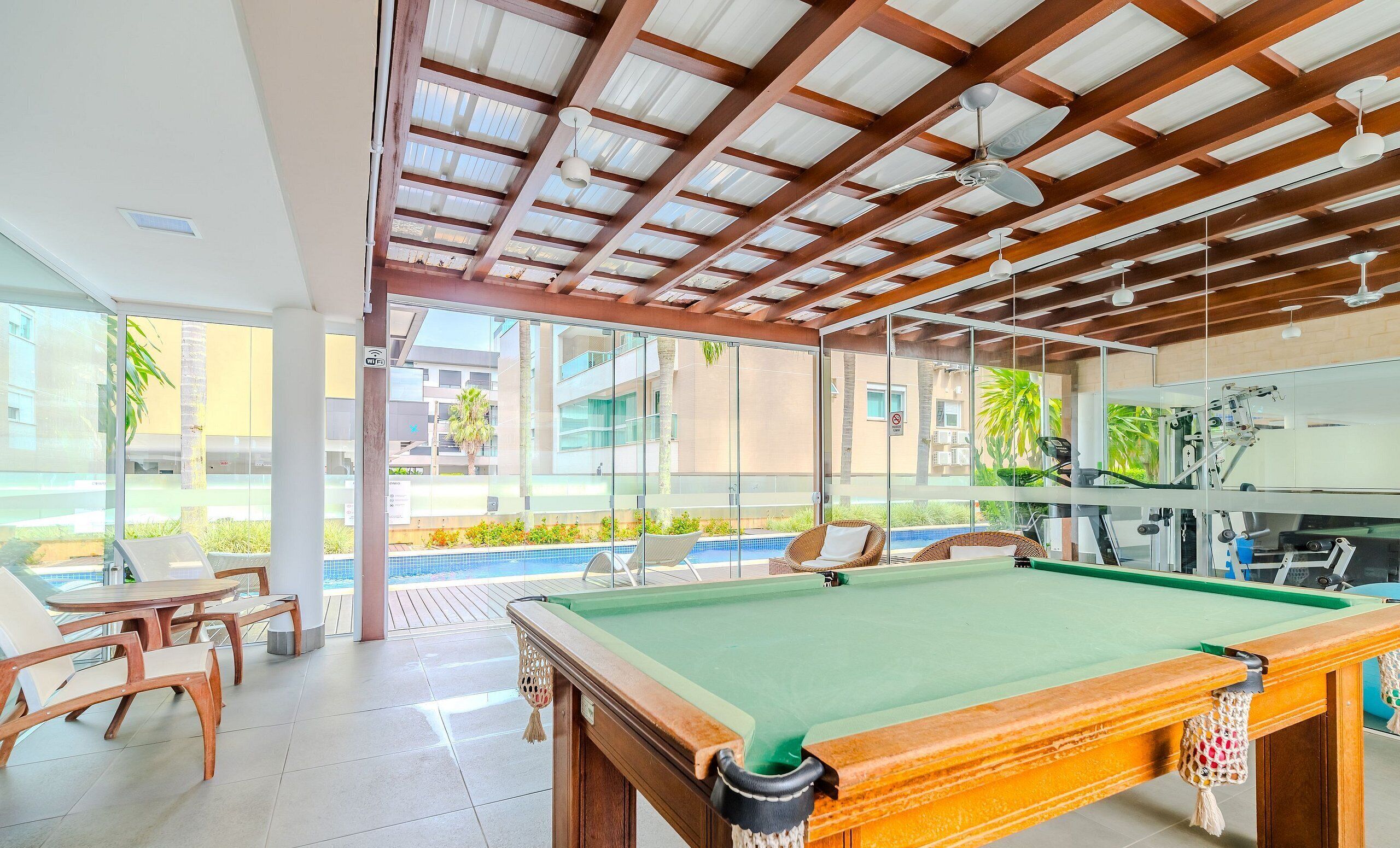 Basic Apartment | Games room