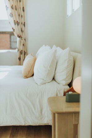 1 chambre, bureau, fer et planche à repasser, accès au Wi-Fi (inclus)