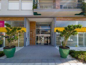 Perushuoneisto | Yksityiskohta ulkoa