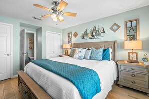 3 bedrooms, iron/ironing board, WiFi, bed sheets