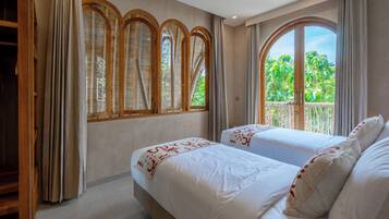 Comfort Double or Twin Room | Premium bedding, blackout drapes, free WiFi, bed sheets