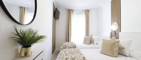 2 chambres, fer et planche Ă repasser, Wi-Fi, draps fournis