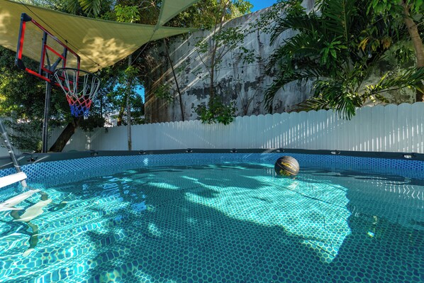 Udendørs pool