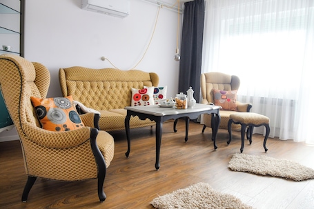 Apartamento luxo, vista para a colina | Ćrea de estar