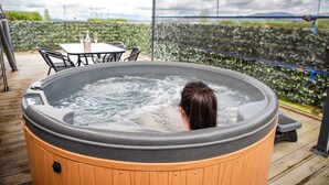 Cabin (Ben Cleugh - with Hot Tub) | Cadar katil