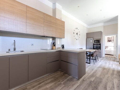 Hospital Cruces Metro Bec