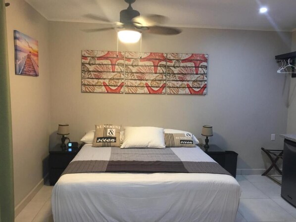 7 bedrooms, iron/ironing board, WiFi, bed sheets