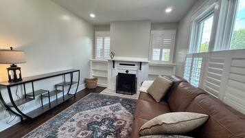 Smart TV, books, music library, stereo