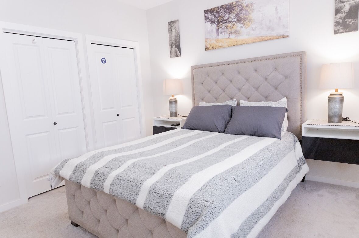 5 chambres, fer et planche à repasser, Wi-Fi, literie fournie