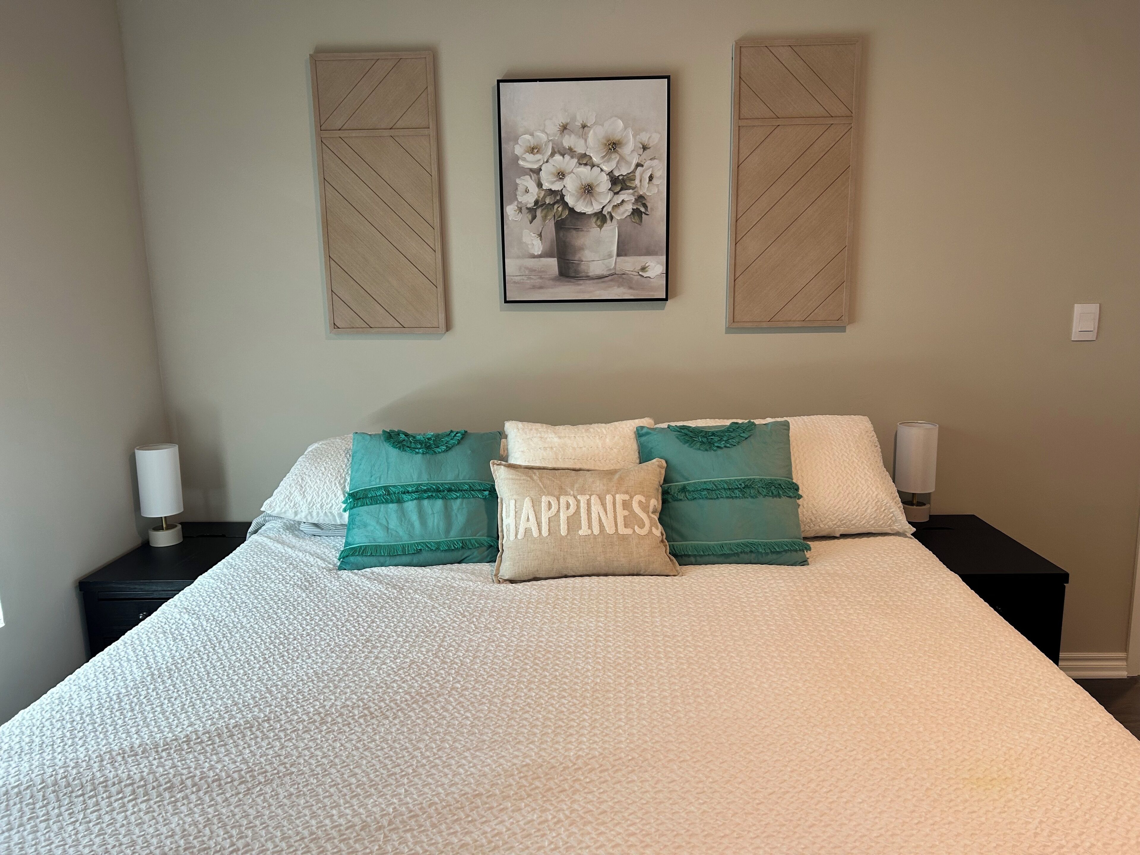 4 bedrooms, WiFi, bed sheets