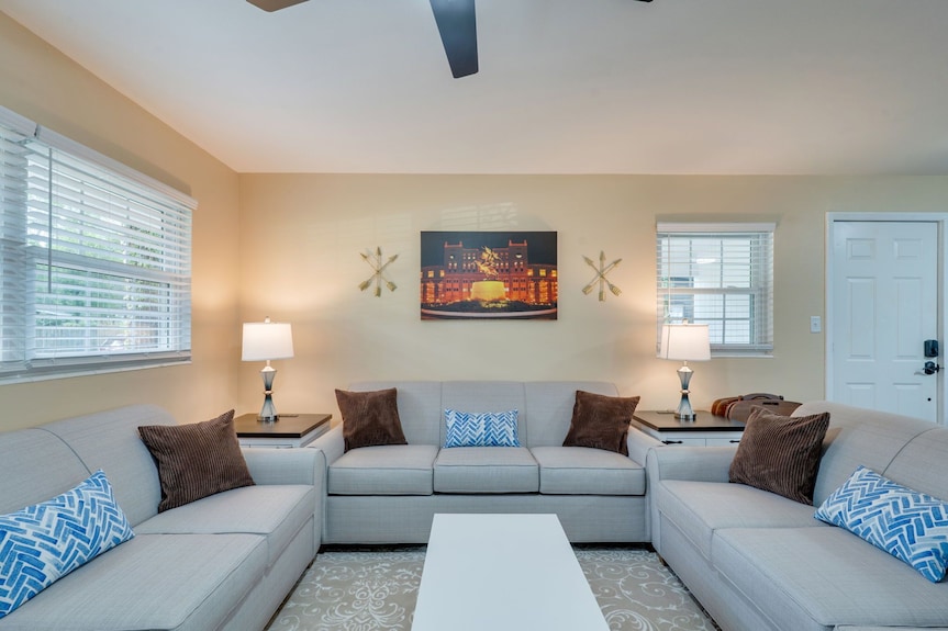 Fsu Seminole Spearit House, Pet Friendly - Tallahassee, FL