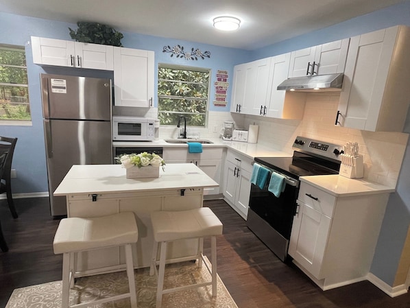 Microwave, oven, stovetop, dishwasher