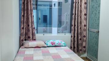 3 habitaciones, internet y ropa de cama