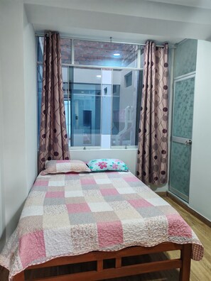 3 bedrooms, Internet, bed sheets