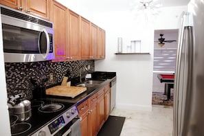Microwave, oven, stovetop, dishwasher