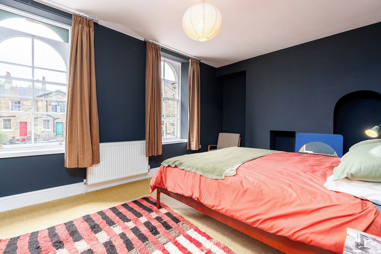 Iron/ironing board, WiFi (free), bed sheets