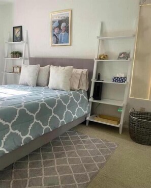 2 chambres, fer et planche à repasser, Wi-Fi gratuit, draps fournis