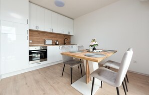 Dining - 1 bedroom gorgeous apartment in Vir (Vir)