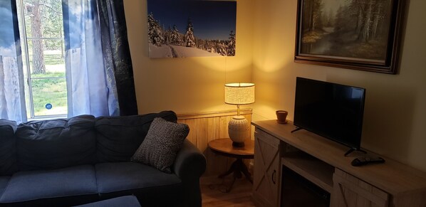 TV