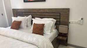 2 bedrooms