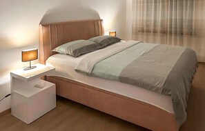 2 chambres, fer et planche à repasser, Wi-Fi gratuit