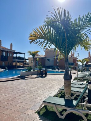 Piscine extérieure, piscine chauffée