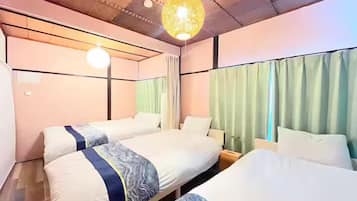 Iron/ironing board, free WiFi