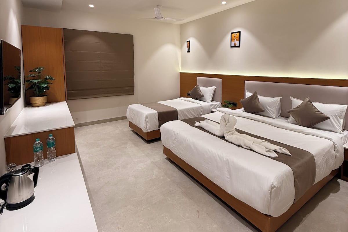 Luxury Triple Room | Free WiFi