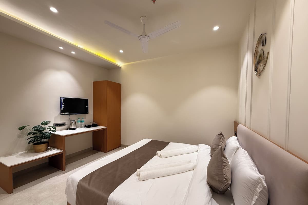 Deluxe Suite | Free WiFi