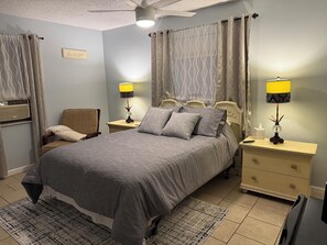 1 bedroom, WiFi, bed sheets