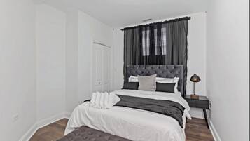 4 多间卧室、熨斗/熨衣板、WiFi、床单