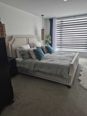 4 Schlafzimmer, Bügeleisen/Bügelbrett, kostenloses WLAN, Bettwäsche